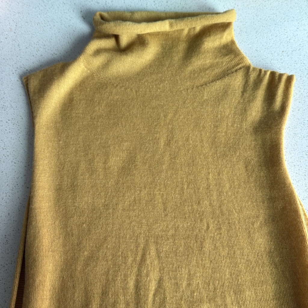 Neiwai Cashmere Turtleneck Vest Xs — image 7 of 8